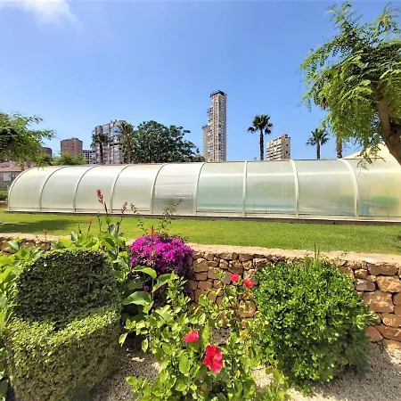 Gemelos 22-3-6 דירה